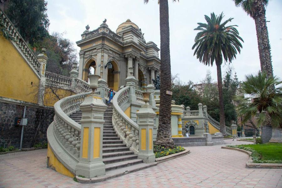 Depto 707 Excelente Ubicacion Metro Sta Lucia, Barrio Paris Londres Centro Santiago Apartment Екстериор снимка